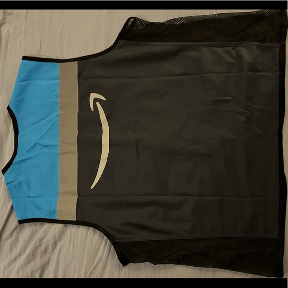 Amazon Vest - Picture 2 of 2